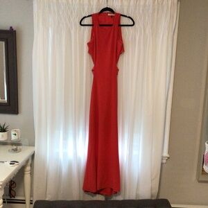 Open-Back with thin Back Belt Poppy Red Halston Prom Dress